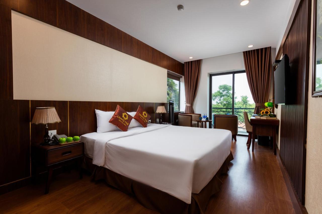 Liberty Hall Tam Coc Hotel & Villa นิญบิ่ญ ภายนอก รูปภาพ