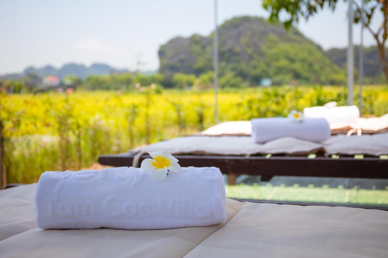 Liberty Hall Tam Coc Hotel & Villa นิญบิ่ญ ภายนอก รูปภาพ