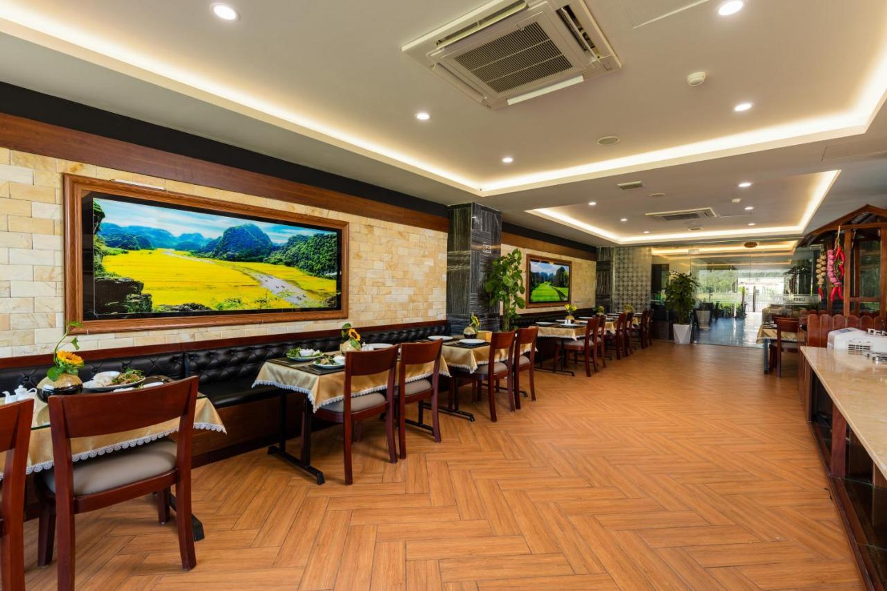 Liberty Hall Tam Coc Hotel & Villa นิญบิ่ญ ภายนอก รูปภาพ