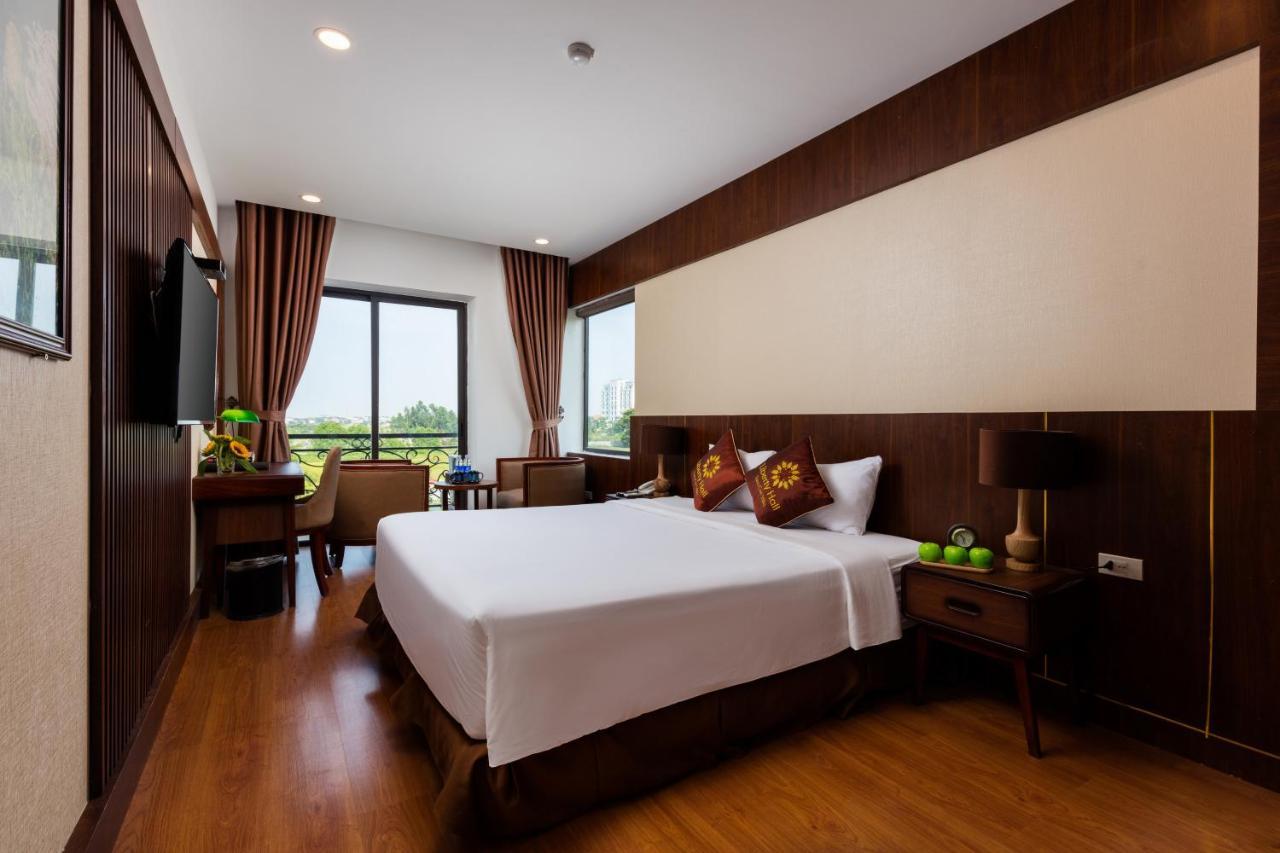 Liberty Hall Tam Coc Hotel & Villa นิญบิ่ญ ภายนอก รูปภาพ