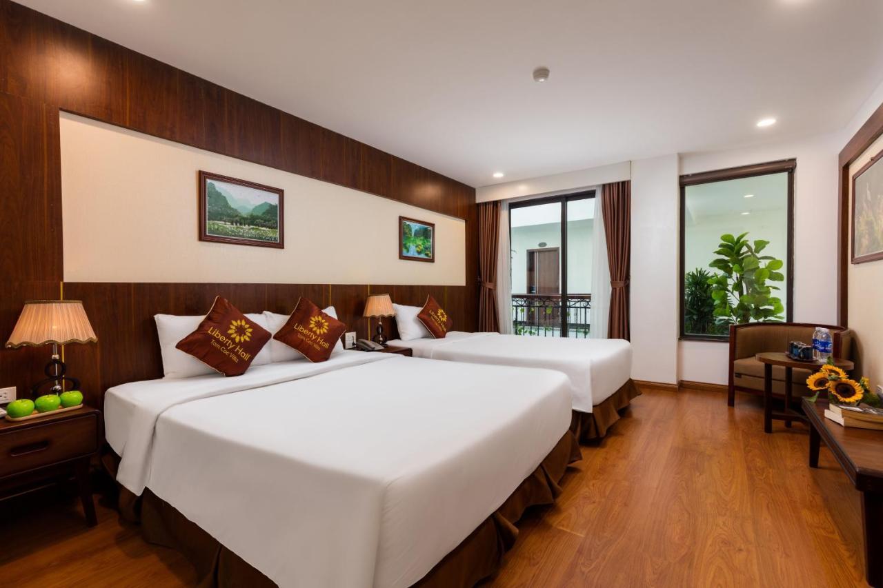 Liberty Hall Tam Coc Hotel & Villa นิญบิ่ญ ภายนอก รูปภาพ