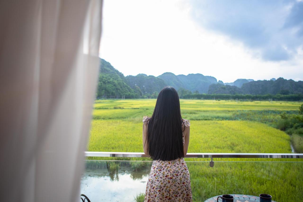 Liberty Hall Tam Coc Hotel & Villa นิญบิ่ญ ภายนอก รูปภาพ